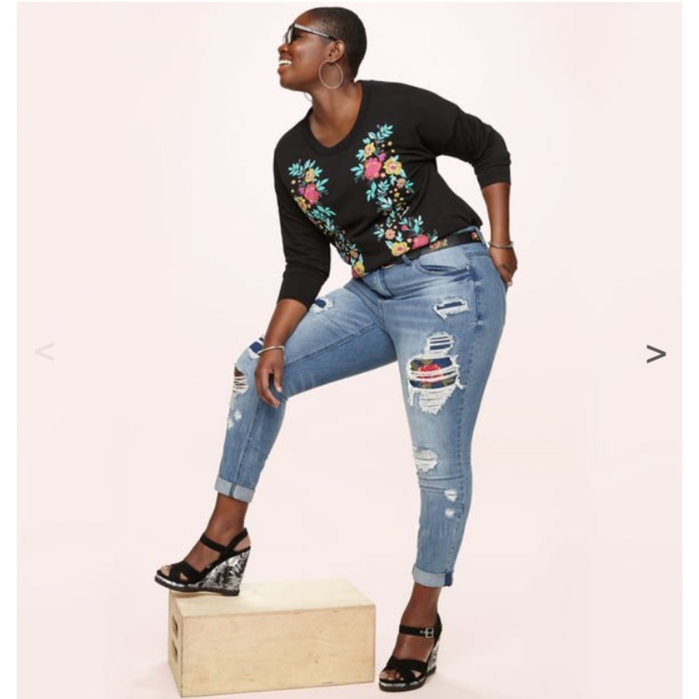 Rose rip and repair ankle jean